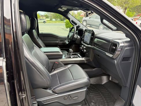 Used 2025 Ford F150 Lariat AWD/4WD image 7