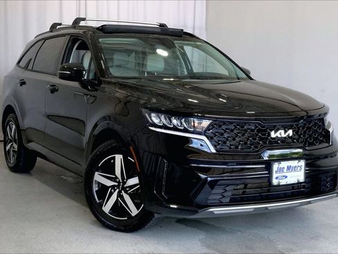 Used 2023 Kia Sorento S w/ Panoramic Sunroof Package FWD image 34