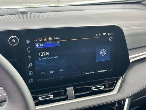 New 2026 Chevrolet Equinox LT AWD/4WD image 8