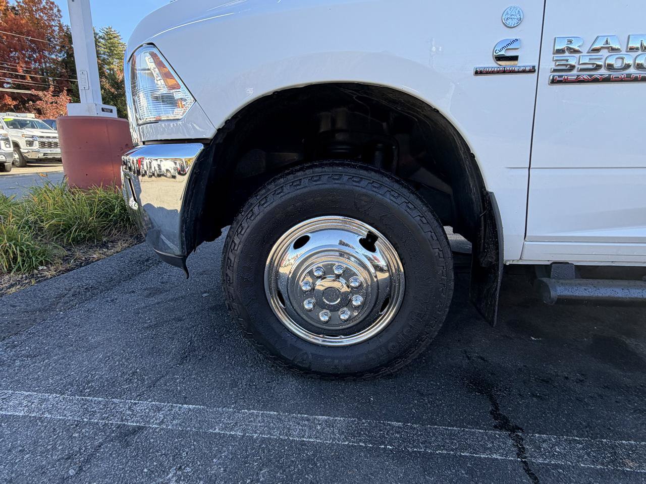 Used 2018 RAM 3500 SLT AWD/4WD image 14