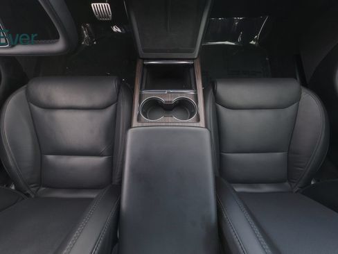 Used 2022 Tesla Model S AWD/4WD image 26