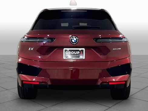 Certified 2024 BMW iX xDrive50 w/ Sport Package AWD/4WD image 4