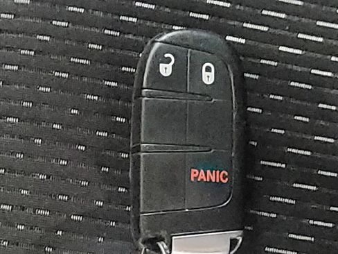 Used 2018 Dodge Journey SE w/ Popular Equipment Group image 32