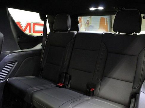 New 2026 GMC Yukon Elevation w/ Elevation Premium Package AWD/4WD image 18