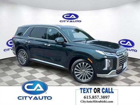 Used 2024 Hyundai Palisade Calligraphy FWD image 1