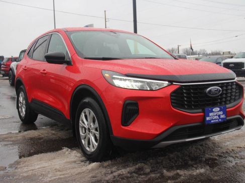 Used 2024 Ford Escape Active image 8