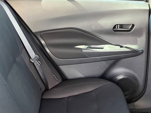 Certified 2025 Nissan Kicks Play S image 11