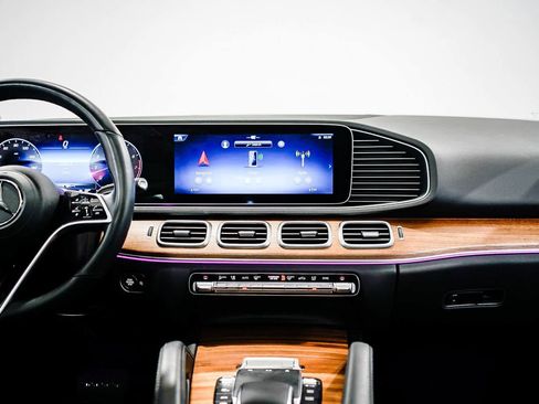 Used 2025 Mercedes-Benz GLE 350 4MATIC image 13