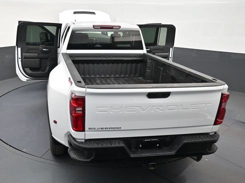Used 2026 Chevrolet Silverado 3500 W/T AWD/4WD image 31