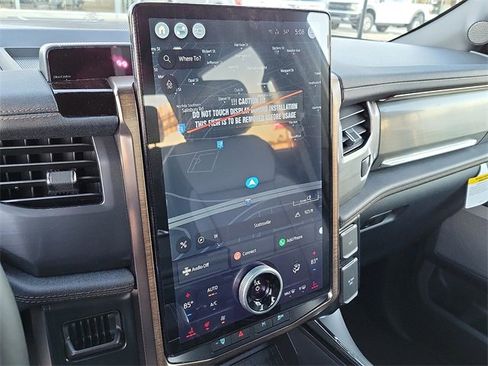 New 2023 Ford F150 Lightning Lariat image 8