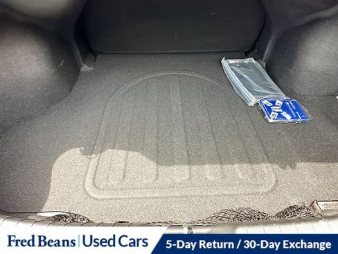 Used 2025 Hyundai Elantra SEL FWD image 30
