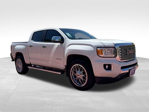 Used 2020 GMC Canyon Denali AWD/4WD image 1