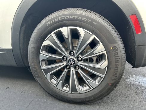 Used 2024 Buick Envision Preferred image 22