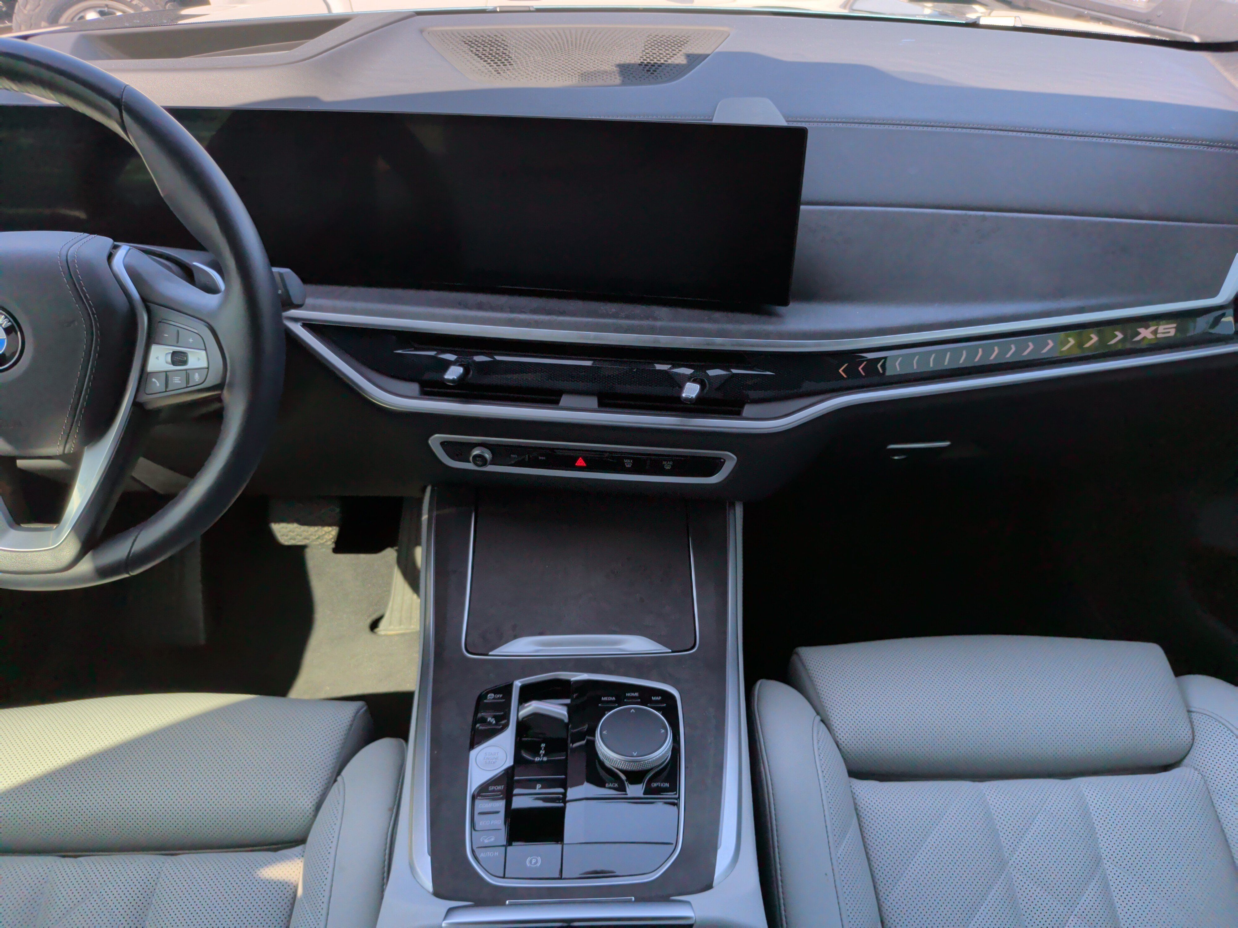Used 2024 BMW X5 xDrive40i w/ Premium Package AWD/4WD image 33