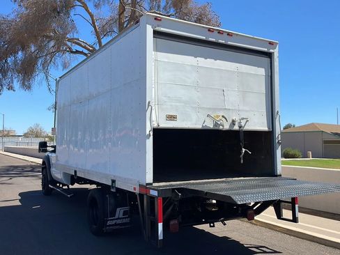 Used 2015 Ford F550 2WD Regular Cab Super Duty image 11