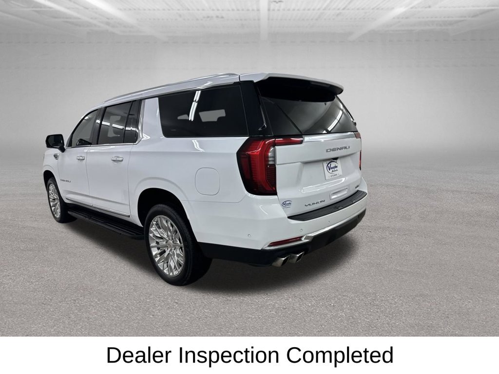 Used 2025 GMC Yukon XL Denali AWD/4WD image 9