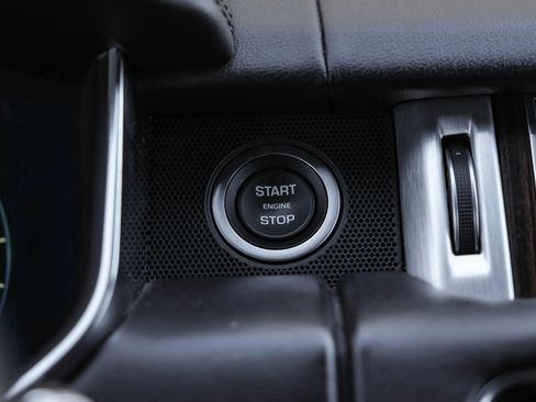 Used 2013 Land Rover Range Rover Supercharged image 22