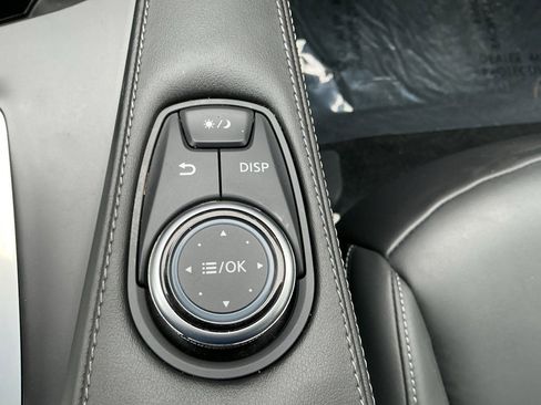 Certified 2025 INFINITI QX50 Pure image 13