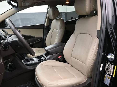 Used 2017 Hyundai Santa Fe Sport w/ 2.4L Tech Package 04 image 9