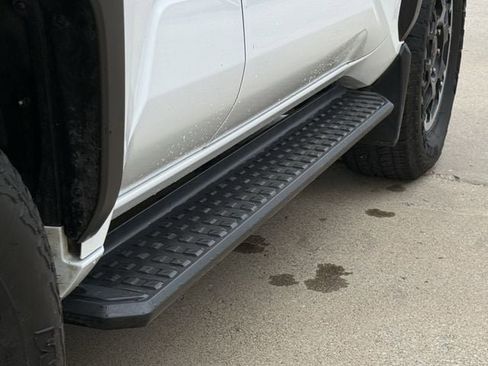 Used 2025 Toyota 4Runner TRD Off-Road Premium w/ Tow Technology Package AWD/4WD image 9