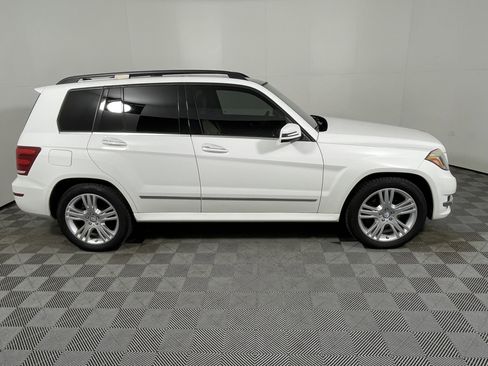 Used 2015 Mercedes-Benz GLK 350 4MATIC image 6