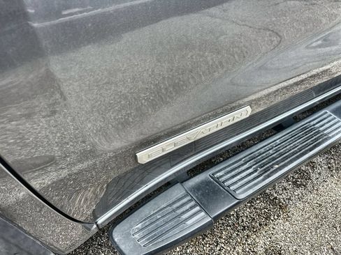 Used 2021 GMC Sierra 1500 Elevation RWD image 4