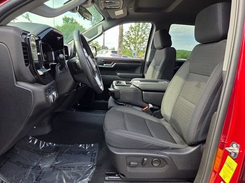 Used 2024 GMC Sierra 1500 Elevation AWD/4WD image 9