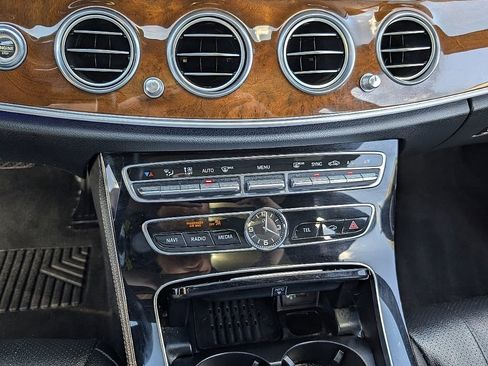Used 2018 Mercedes-Benz E 400 4MATIC Wagon image 30