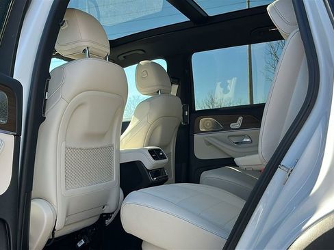 Used 2025 Mercedes-Benz GLS 450 GLS 450 image 23