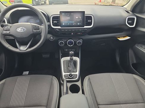 New 2026 Hyundai Venue SEL FWD image 18
