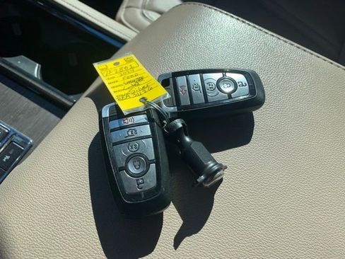 Certified 2024 Ford Expedition Max Limited image 22