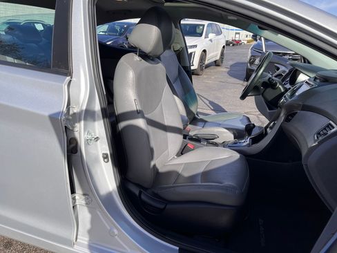 Used 2013 Hyundai Elantra Limited w/ Technology Pkg image 11