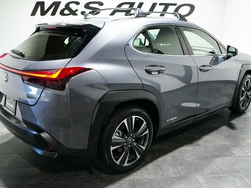 Used 2021 Lexus UX 250h AWD/4WD image 5