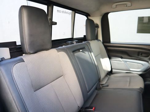 Used 2019 Nissan Titan S w/ S Utility Package image 51