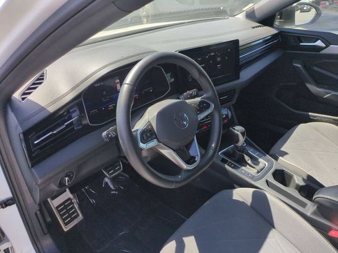 Used 2025 Volkswagen Jetta Sport FWD image 15