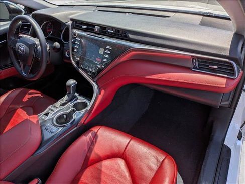 Used 2019 Toyota Camry XSE FWD image 21