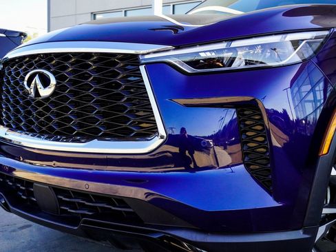 Used 2023 INFINITI QX60 Luxe w/ Cargo Package image 2