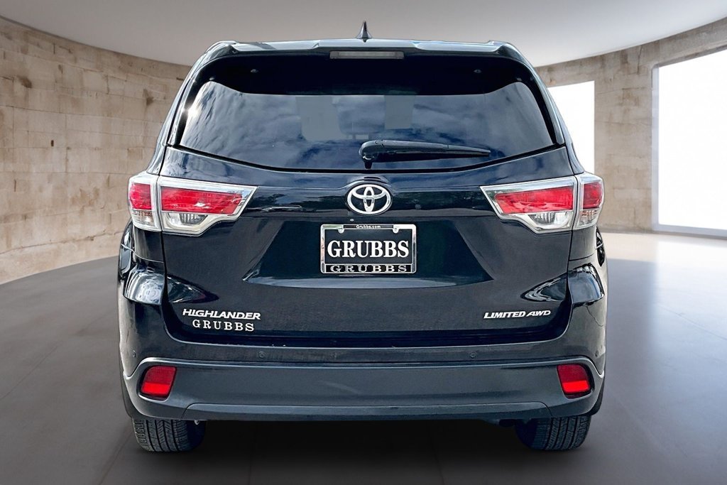 Used 2015 Toyota Highlander Limited Platinum AWD/4WD image 5