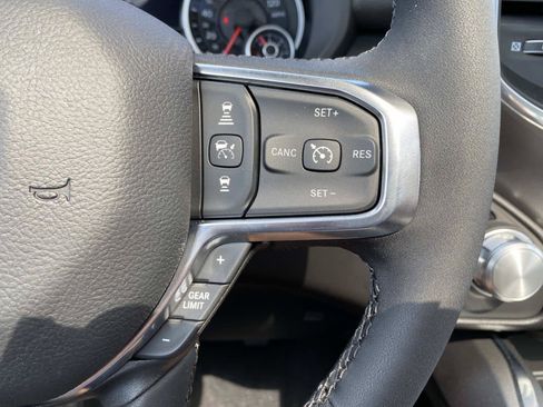 New 2026 RAM 1500 Laramie AWD/4WD image 16