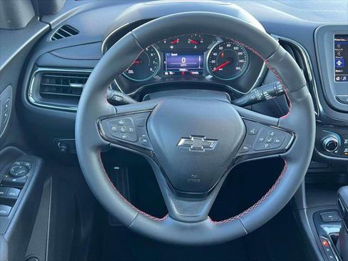 Used 2023 Chevrolet Equinox RS image 13