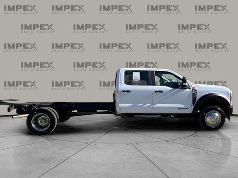 Used 2024 Ford F450 XL image 1