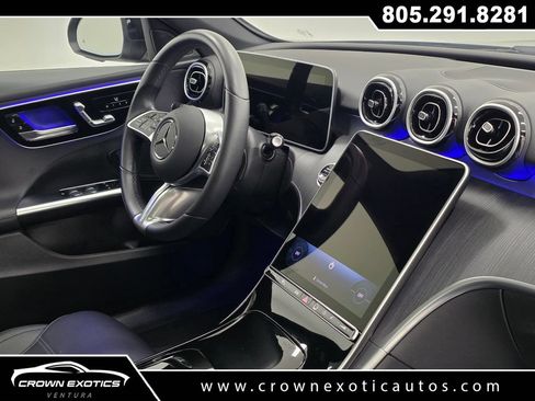 Used 2025 Mercedes-Benz C 300 Sedan image 14