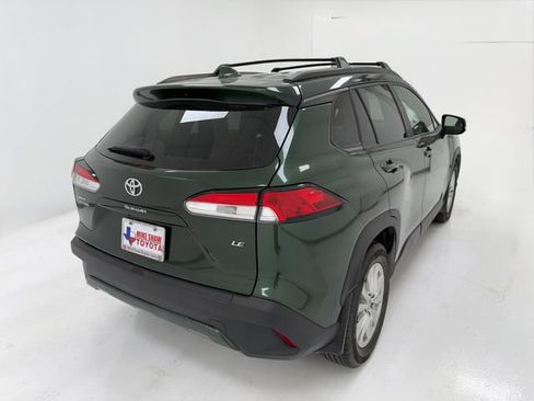 Used 2024 Toyota Corolla Cross LE FWD image 20