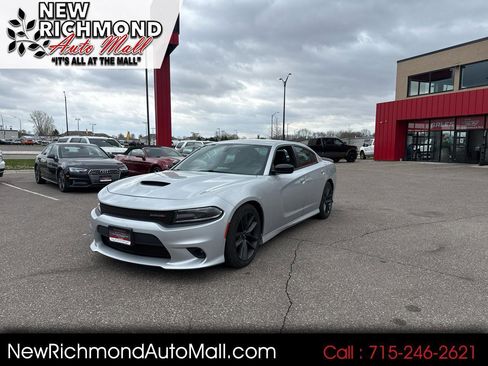 Used 2019 Dodge Charger GT image 1
