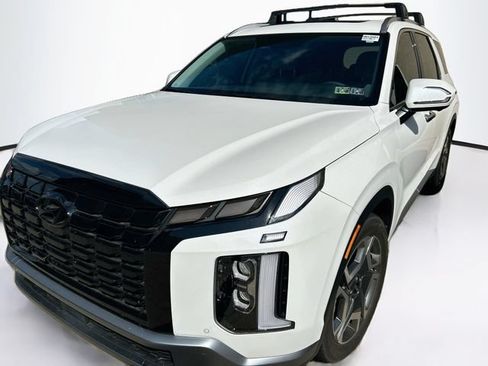 Used 2025 Hyundai Palisade SEL AWD/4WD image 2