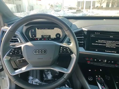 Used 2024 Audi Q4 e-tron Premium Plus w/ Premium Plus image 29