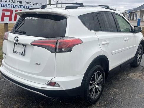 Used 2017 Toyota RAV4 XLE image 8