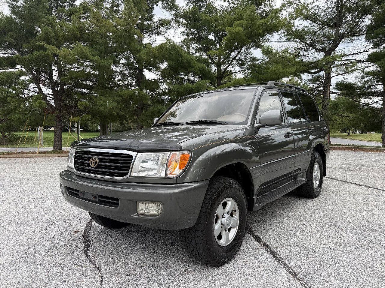 Used 2000 Toyota Land Cruiser AWD/4WD image 4