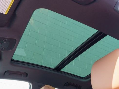 Certified 2025 Audi Q3 2.0T Premium Plus w/ Premium Plus Package image 30