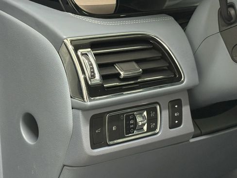 Used 2022 Lincoln Navigator Black Label AWD/4WD image 41
